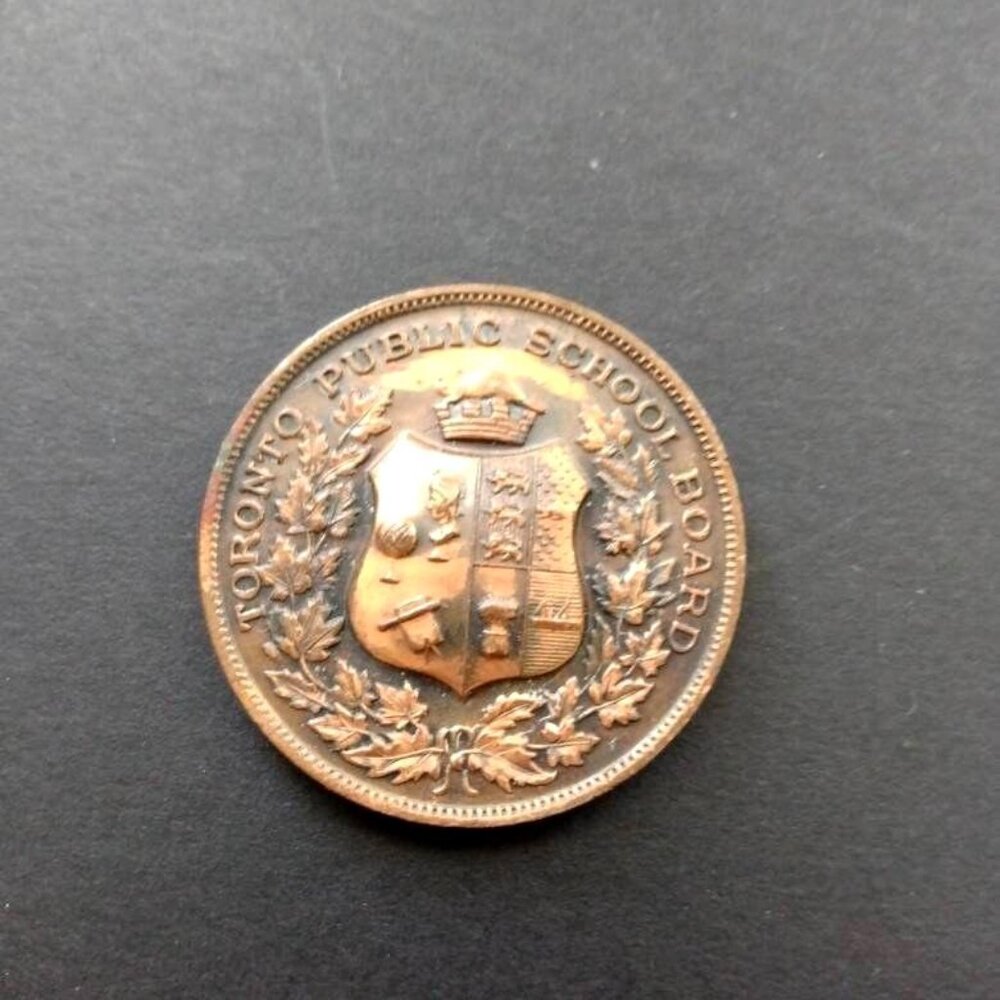TDSB 4 year Coin Toronto District School Board Medallion Bronze Collectable